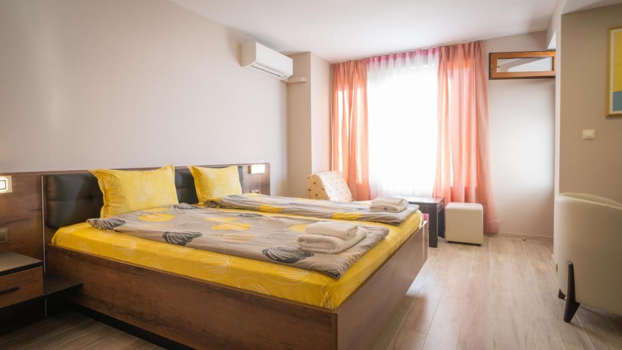 Guest House Karamihalevi 소조폴 외부 사진