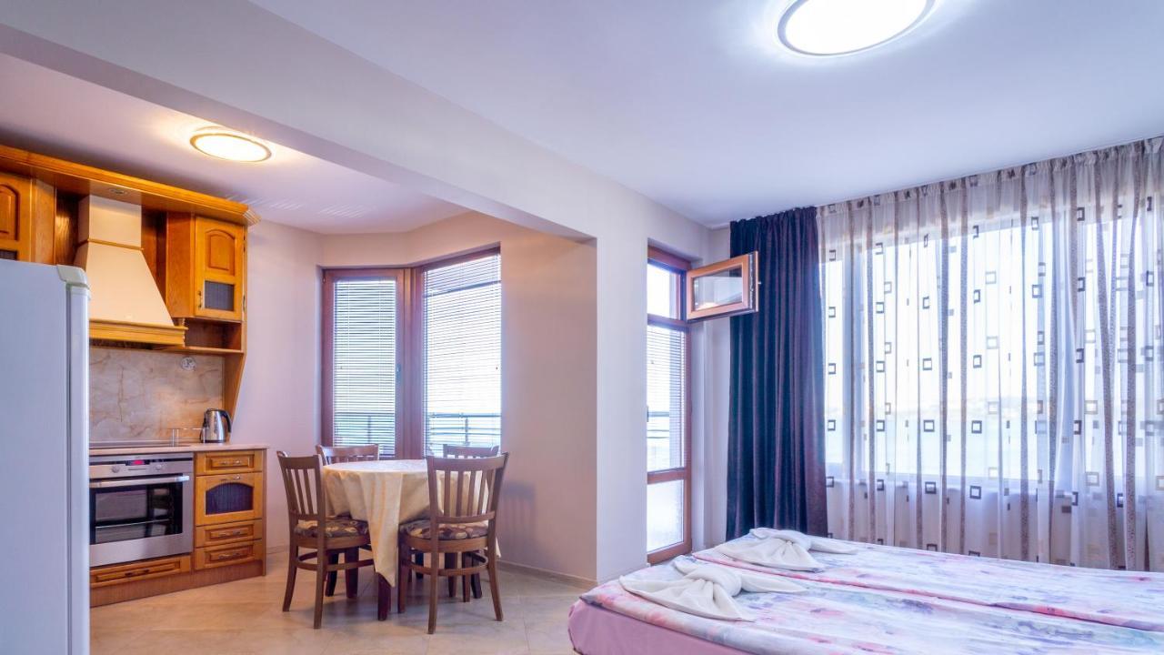 Guest House Karamihalevi 소조폴 외부 사진